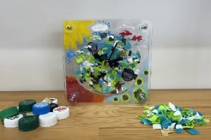 ペットボトルキャップを利用した時計